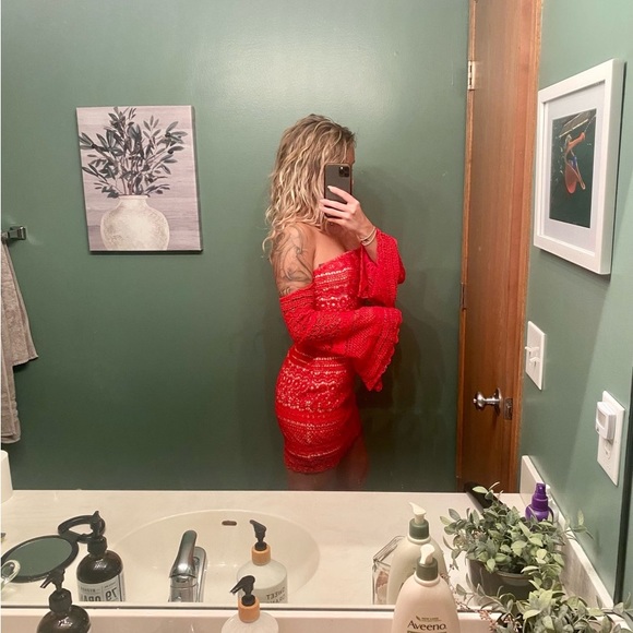 ♦️NWT! STUNNING AKIRA Honeysuckle Lace Mini Dress, size small - Picture 4 of 8